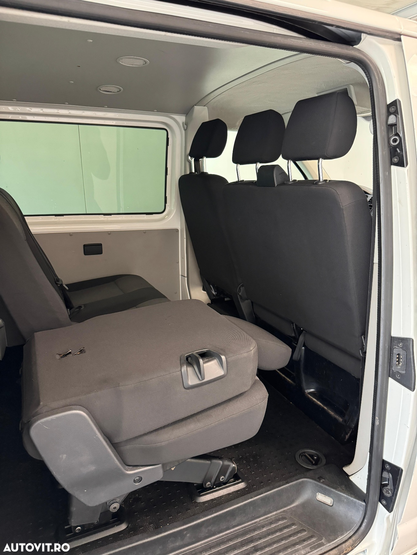 Volkswagen Transporter Kombi T6 2.0 TDI 75 kW LR - 21