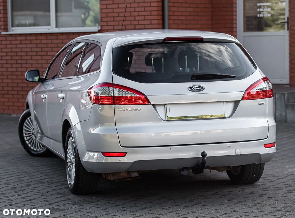 Ford Mondeo 1.8 TDCi Ghia - 8