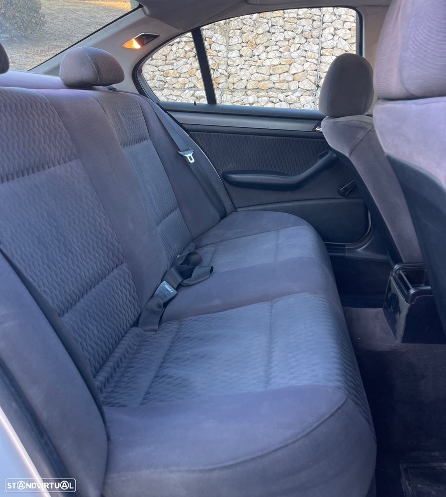 BMW 320 1999 photo 5