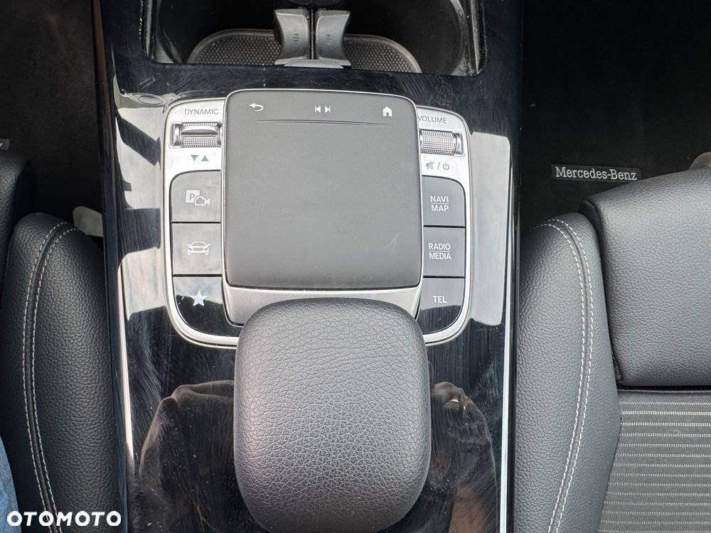 Mercedes-Benz Klasa A 220 7G-DCT AMG Line - 19