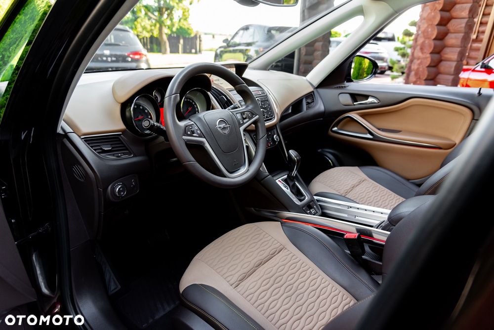 Opel Zafira Tourer 1.6 SIDI Turbo Sport - 17