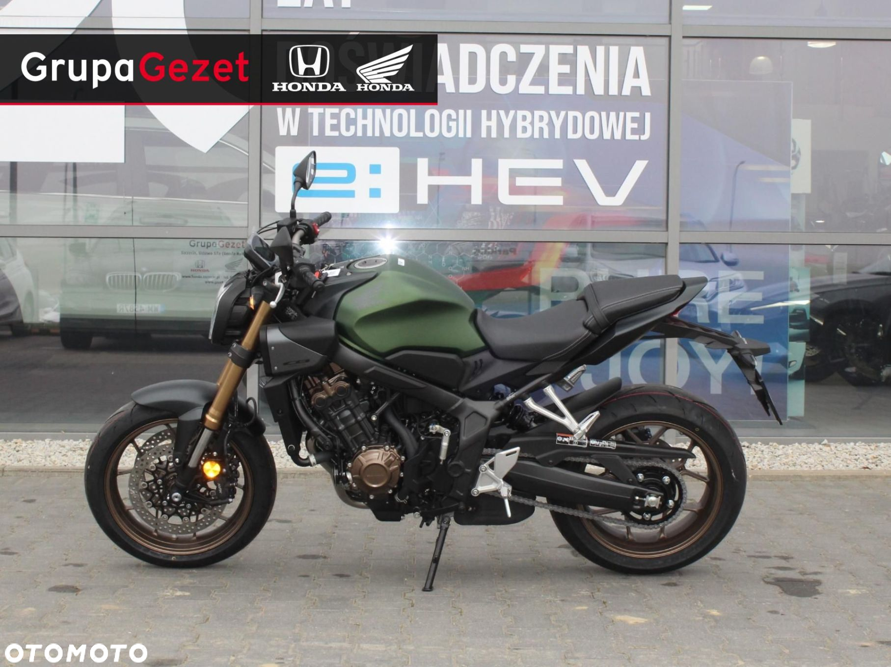 Honda CB - 2