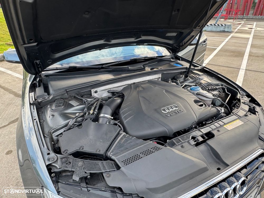 Audi A5 3.0 TDI V6 quattro S tronic C.Diesel S-line - 33