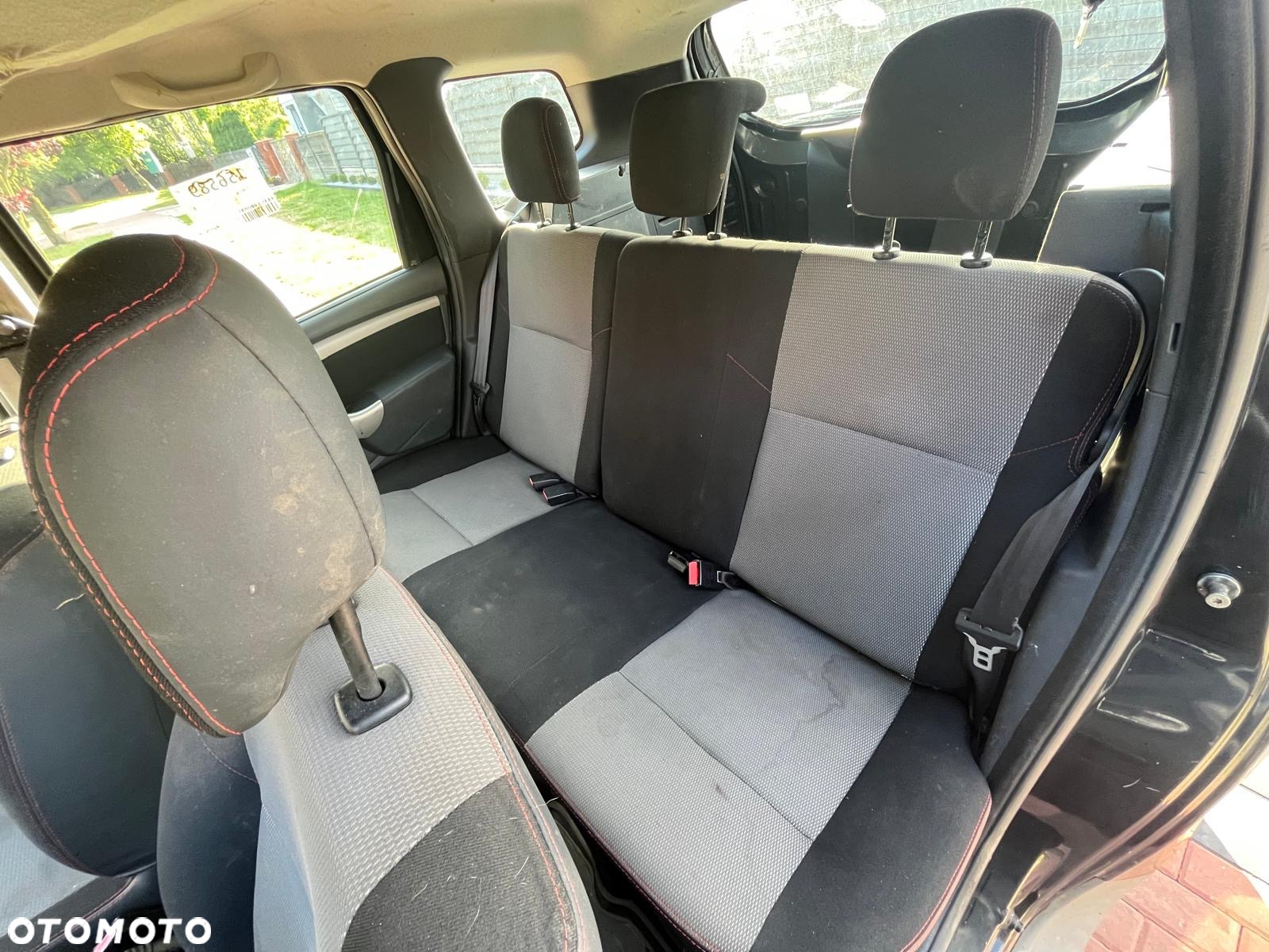 Dacia Duster 1.5 dCi Essential - 10