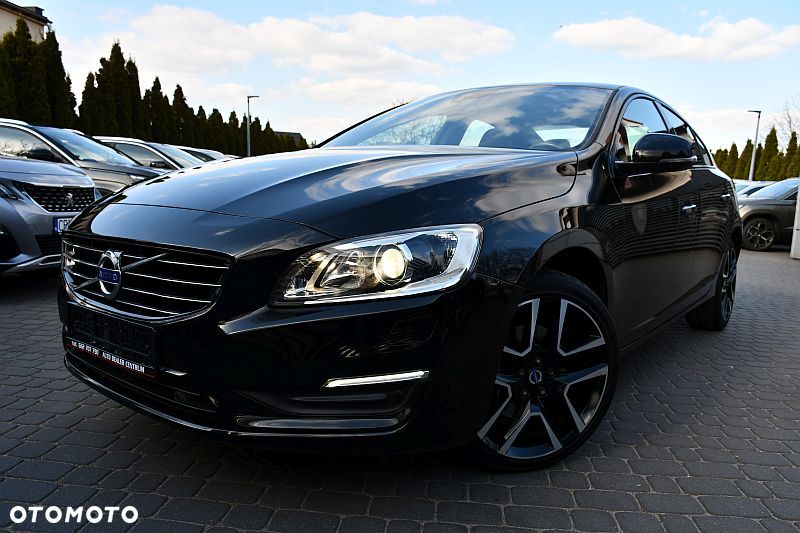 Volvo S60 D3 Geartronic Momentum - 1