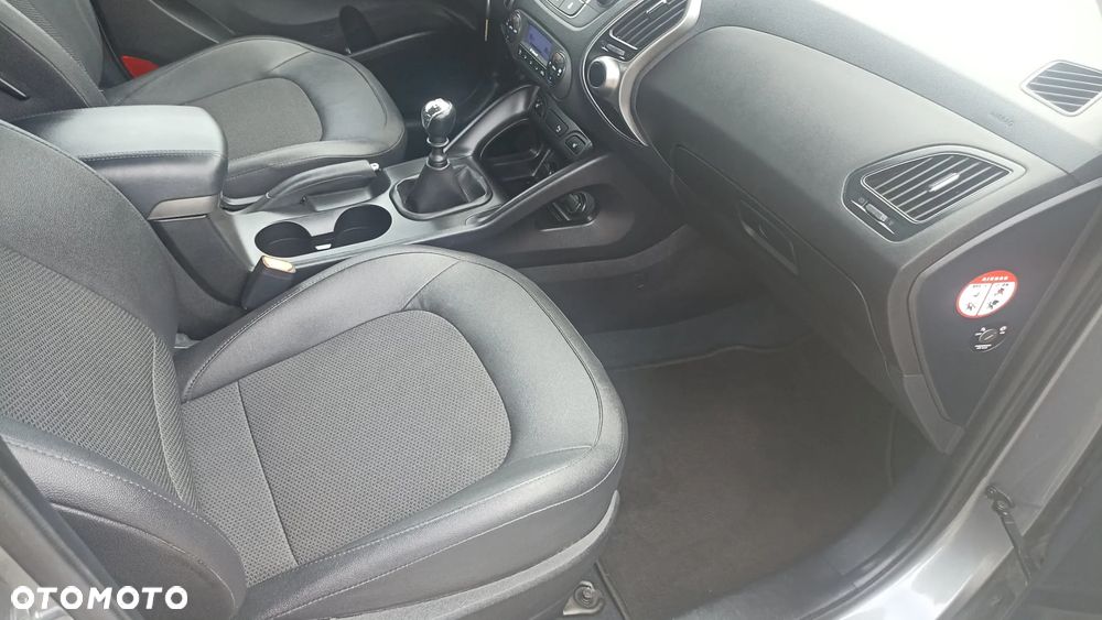 Hyundai ix35 1.6 GDI Comfort 2WD - 24
