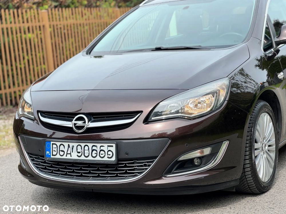 Opel Astra 1.6 Cosmo EU6 - 10