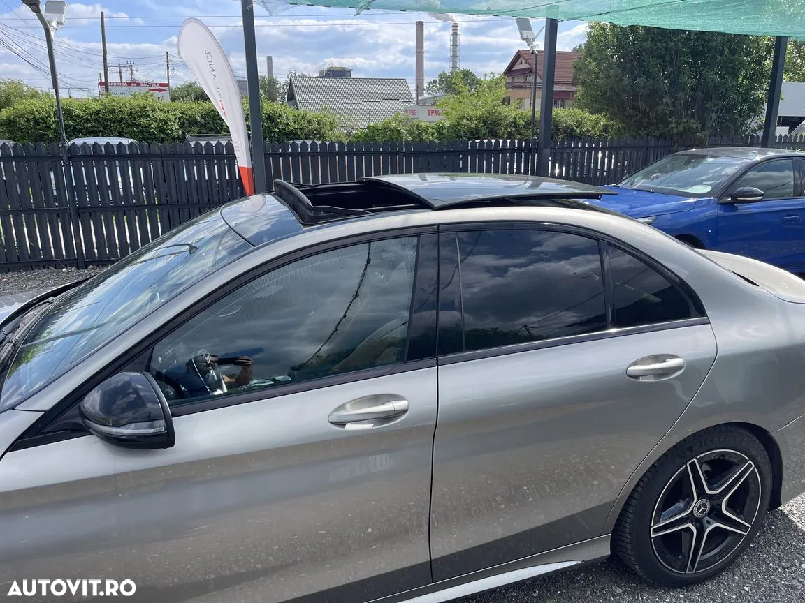 Mercedes-Benz C - 25