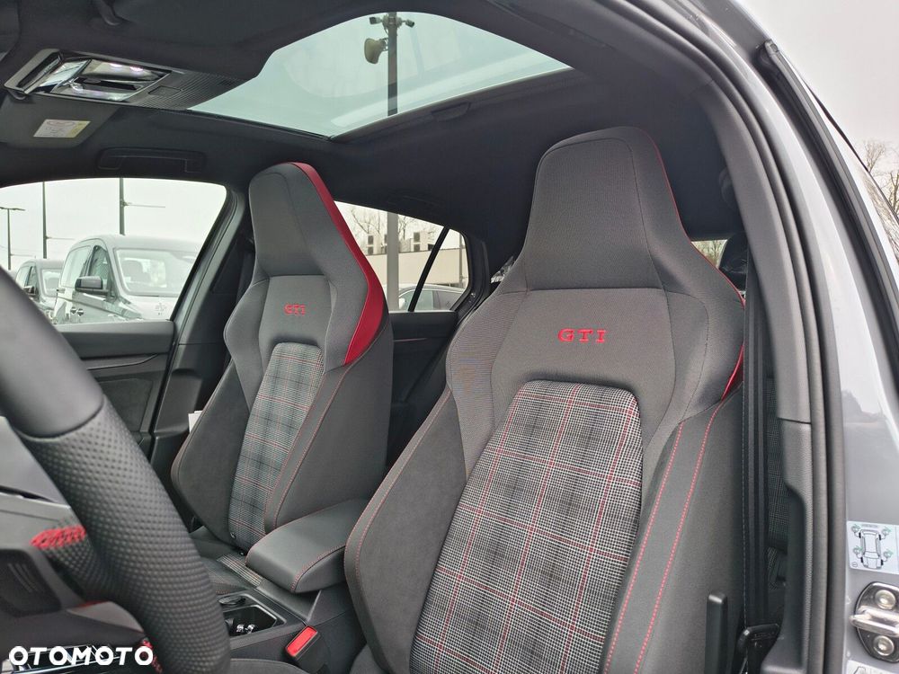 Volkswagen Golf 2.0 TSI GTI DSG - 16