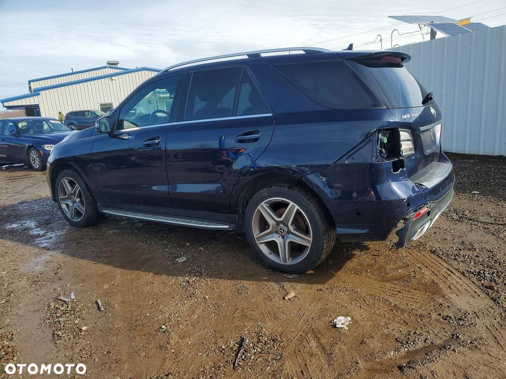 Mercedes-Benz GLE - 9