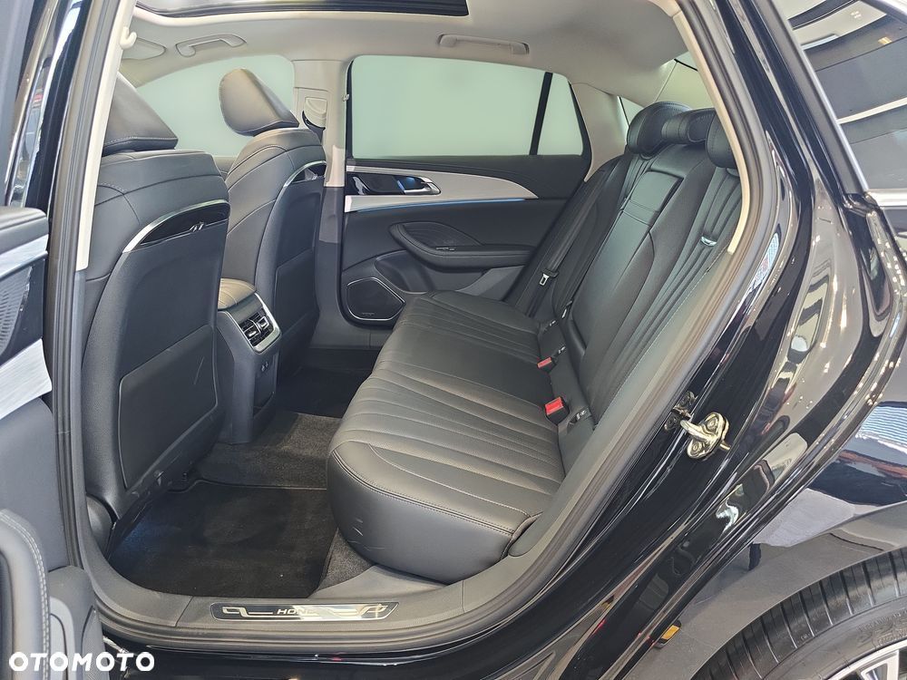Hongqi H5 2.0T Deluxe - 21