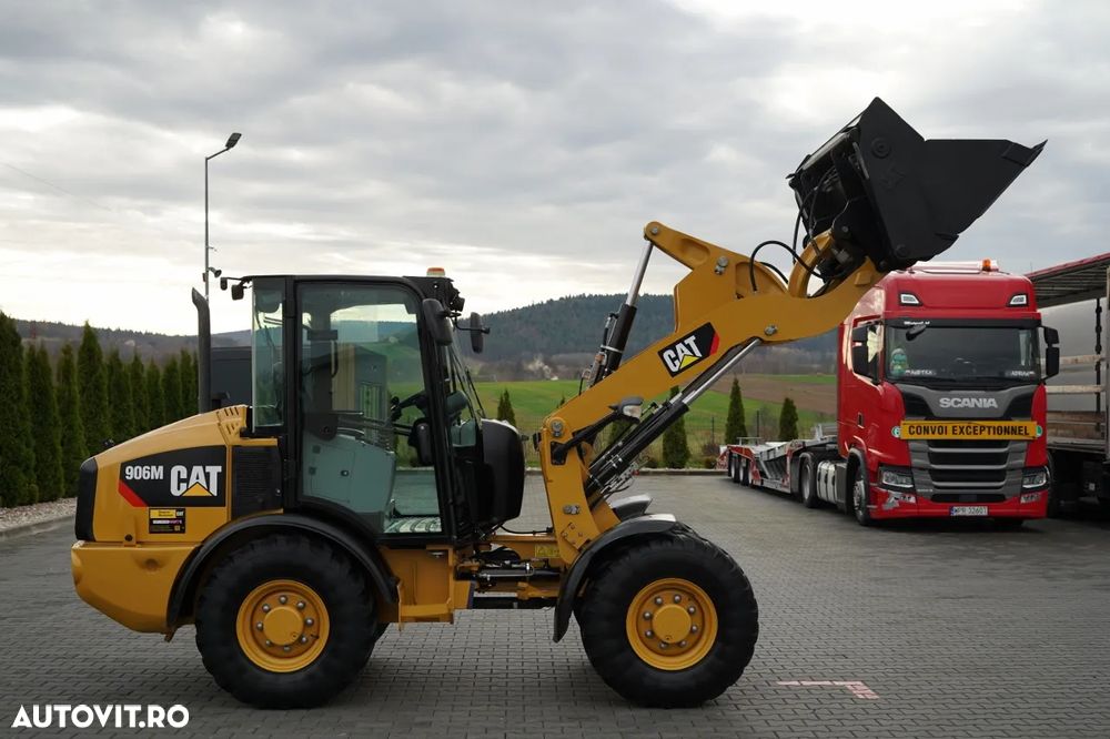 Cat 906M / ÎNCĂRCĂTOR PE ROȚI / 2019 / CUPĂ CU FALCI / - 6
