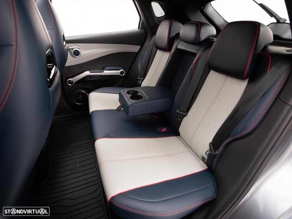 BYD Atto 3 Comfort - 11