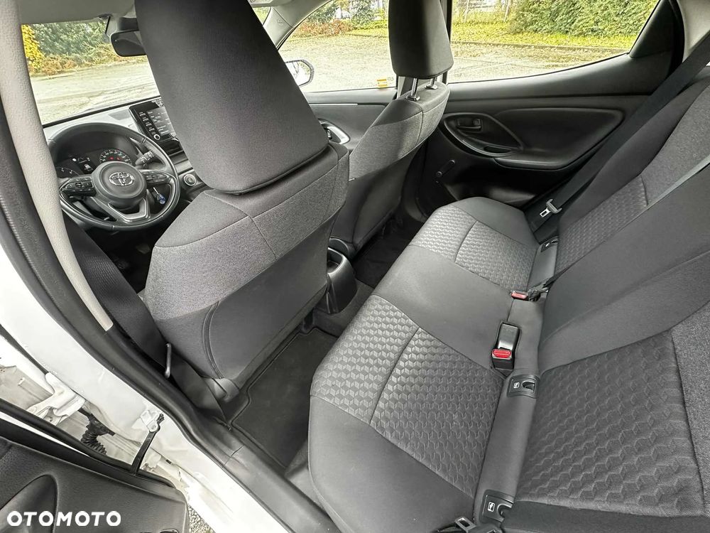 Toyota Yaris 1.5 Active - 11
