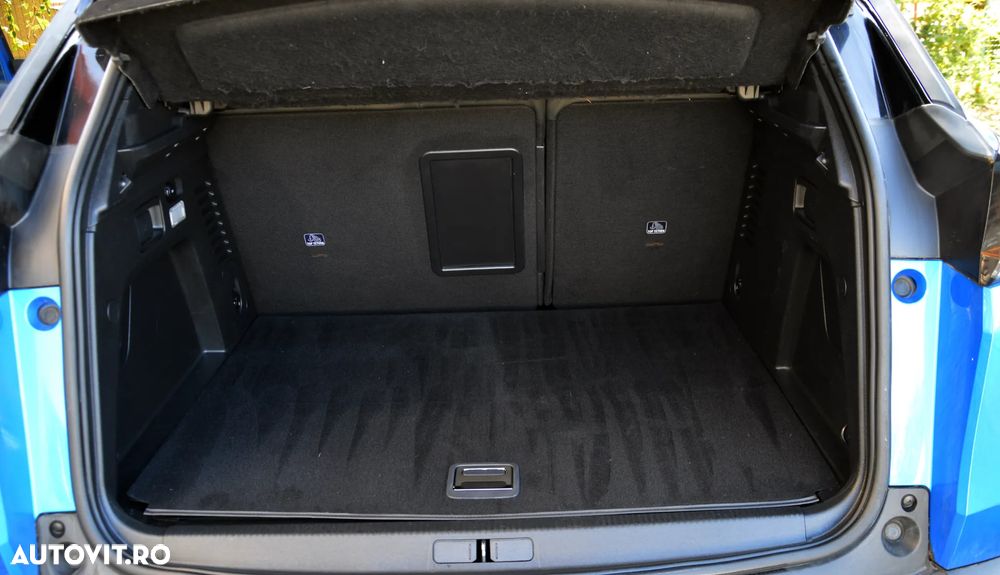 Peugeot 3008 PHEV 300 EAT8 4X4 GT - 28