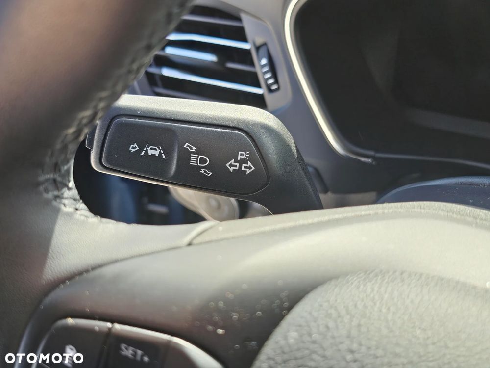 Ford Focus 1.5 EcoBlue STart-Stopp-System TITANIUM X - 12