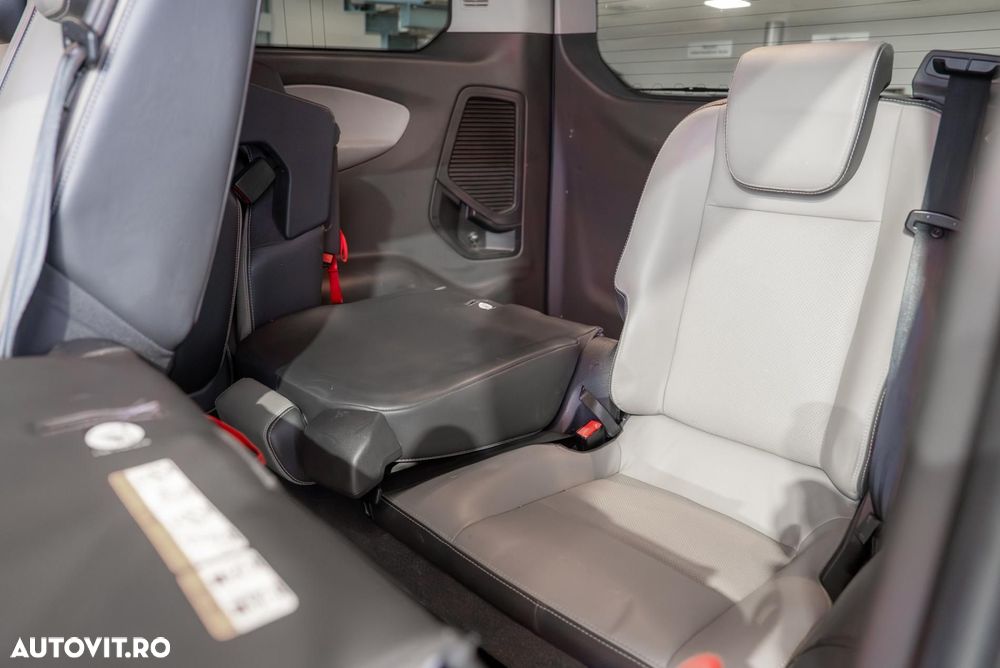 Ford Tourneo Custom 300 L1H1 VA Titanium - 8