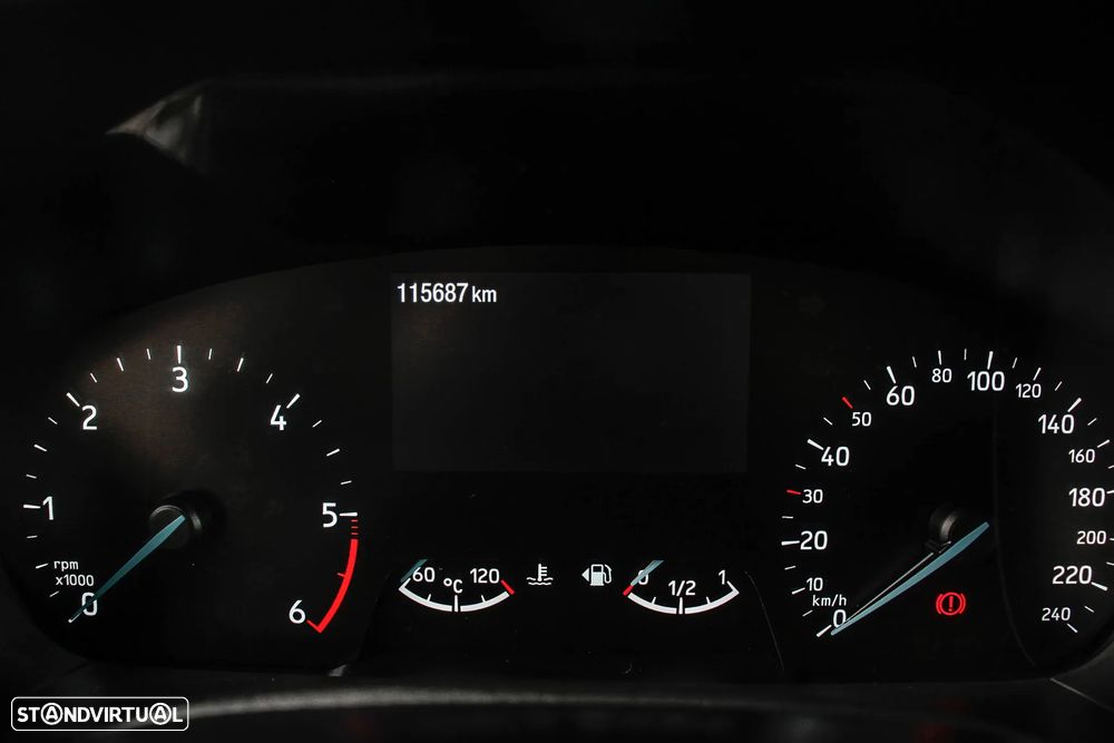 Ford Focus SW 1.5 TDCi EcoBlue ST-Line - 35