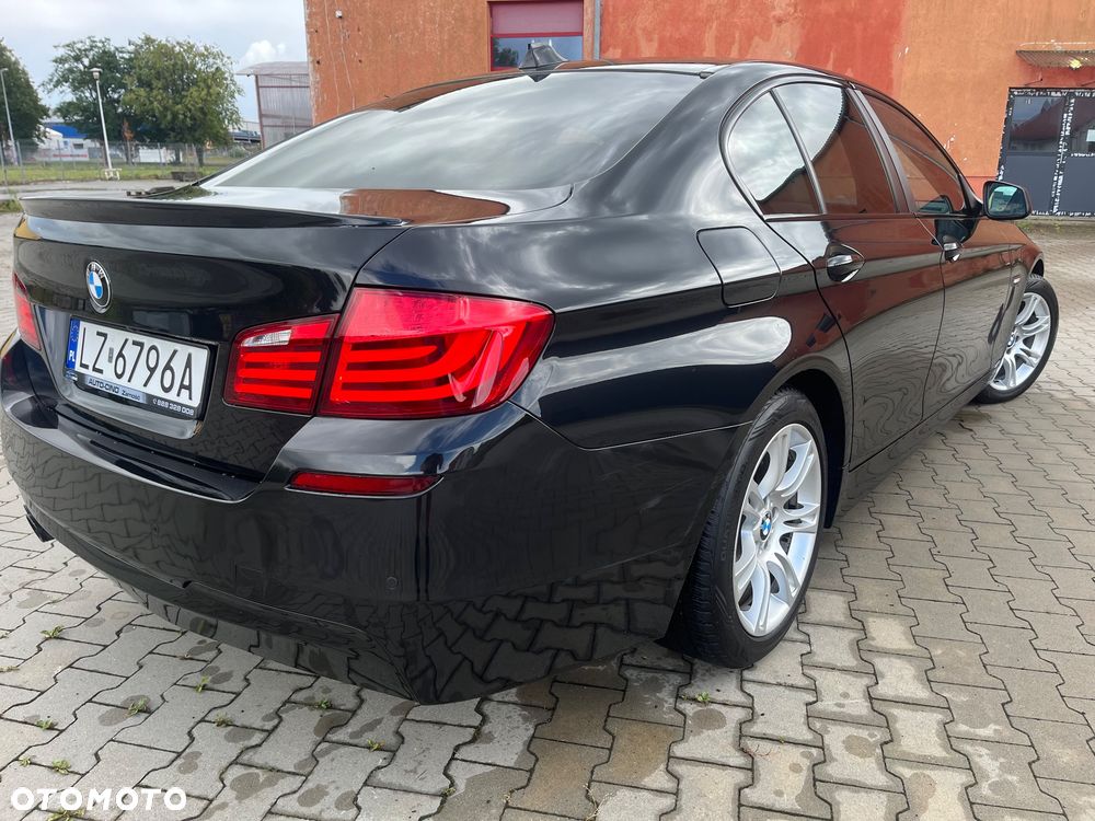 BMW Seria 5 525d - 8