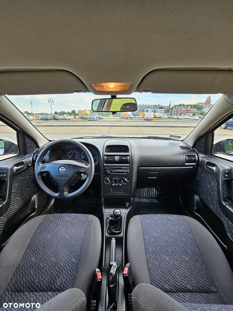 Opel Astra - 8