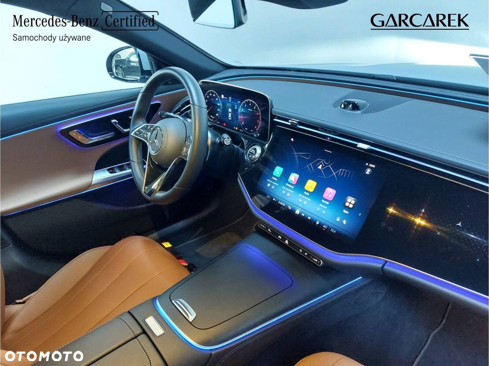 Mercedes-Benz Klasa E - 21