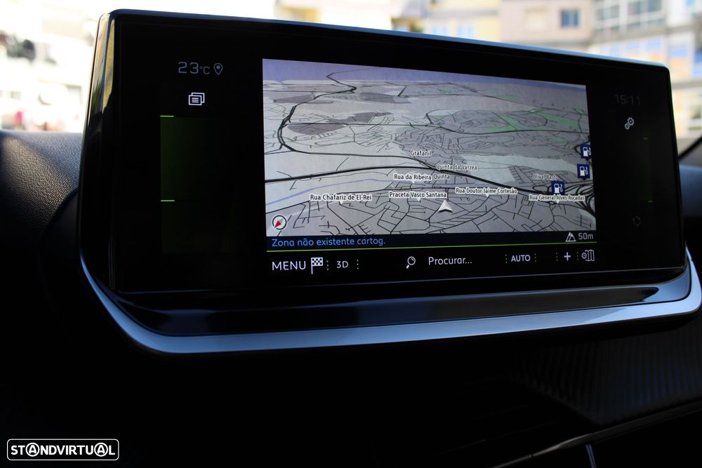 Peugeot 2008 PureTech 130 EAT8 Allure - 26