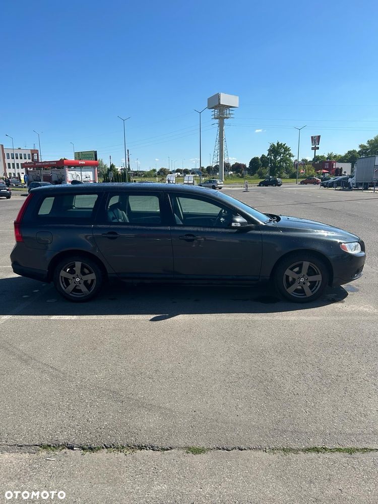 Volvo V70 - 4