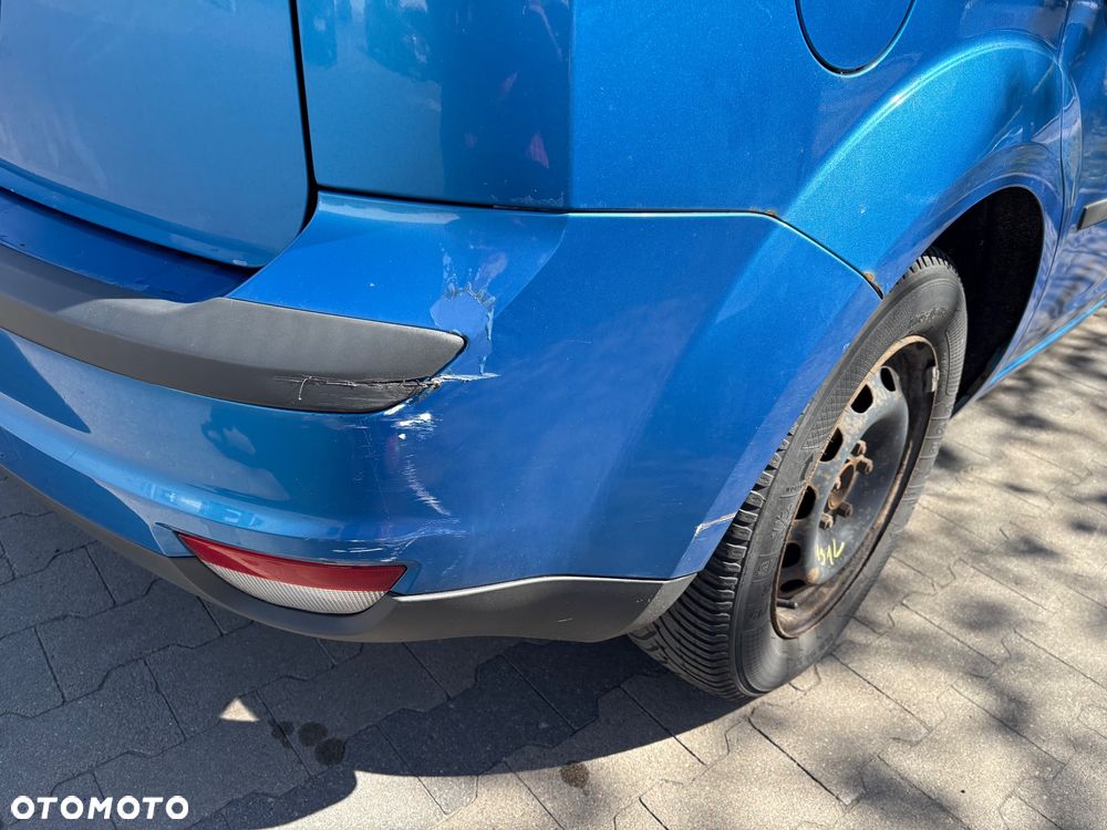 Ford Focus 1.6 16V Ambiente - 12