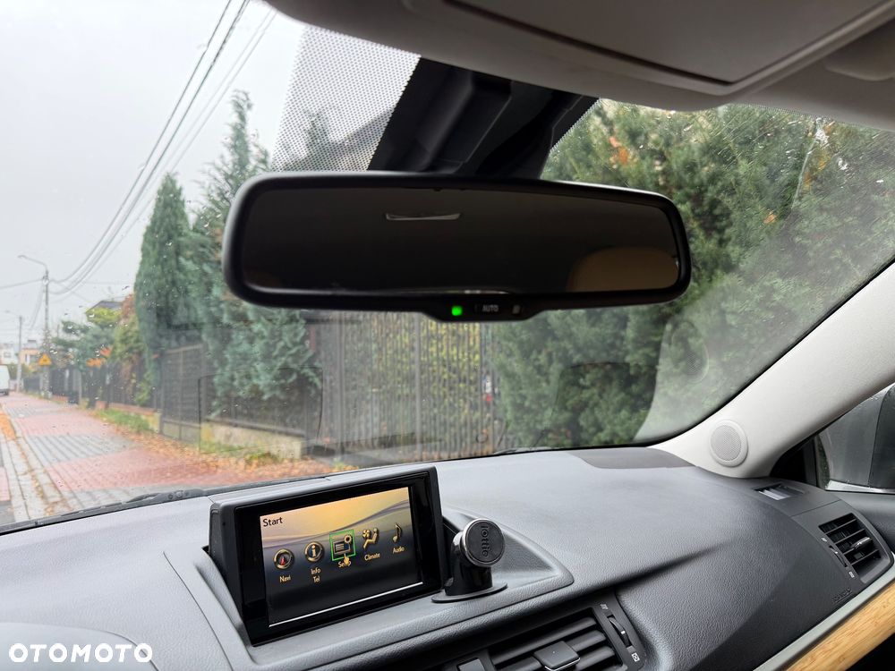 Lexus CT 200h Prestige - 27