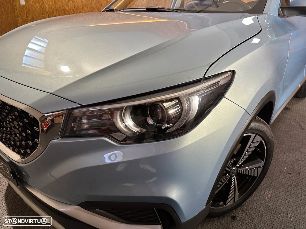 MG ZS EV Luxury - 20