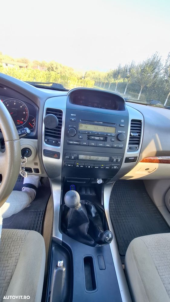 Toyota Land Cruiser 3.0 TD-4D VX - 9