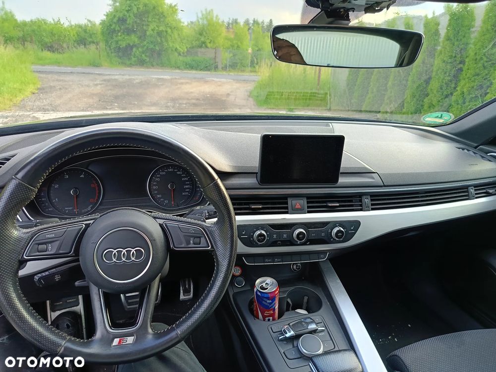 Audi A4 Avant 2.0 TDI ultra S tronic - 13