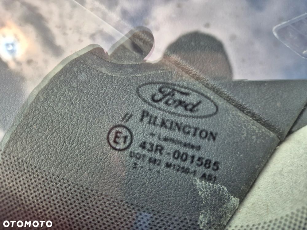 Ford S-Max - 16