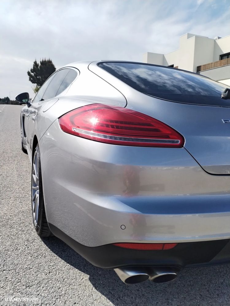 Porsche Panamera S Hybrid - 8