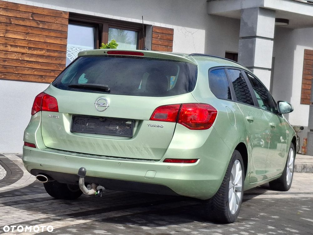 Opel Astra 1.4 Turbo Cosmo - 14