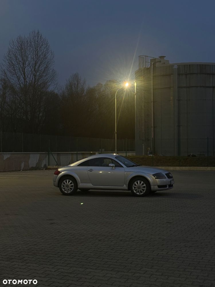 Audi TT Coupé 1.8T - 2