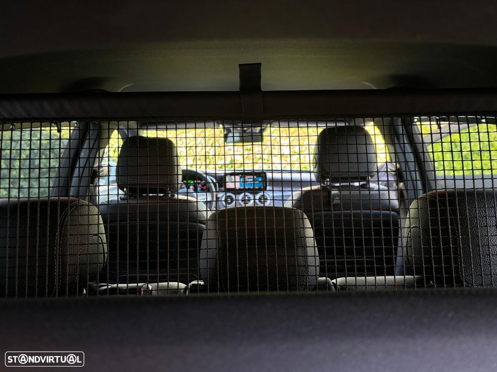 Mercedes-Benz C 300 de AMG Line - 20