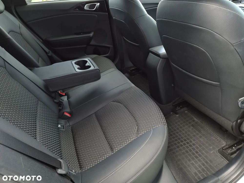 Kia Ceed 1.4 T-GDI L DCT - 25
