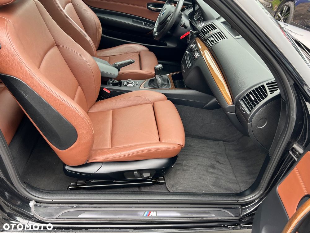BMW Seria 1 123d - 26