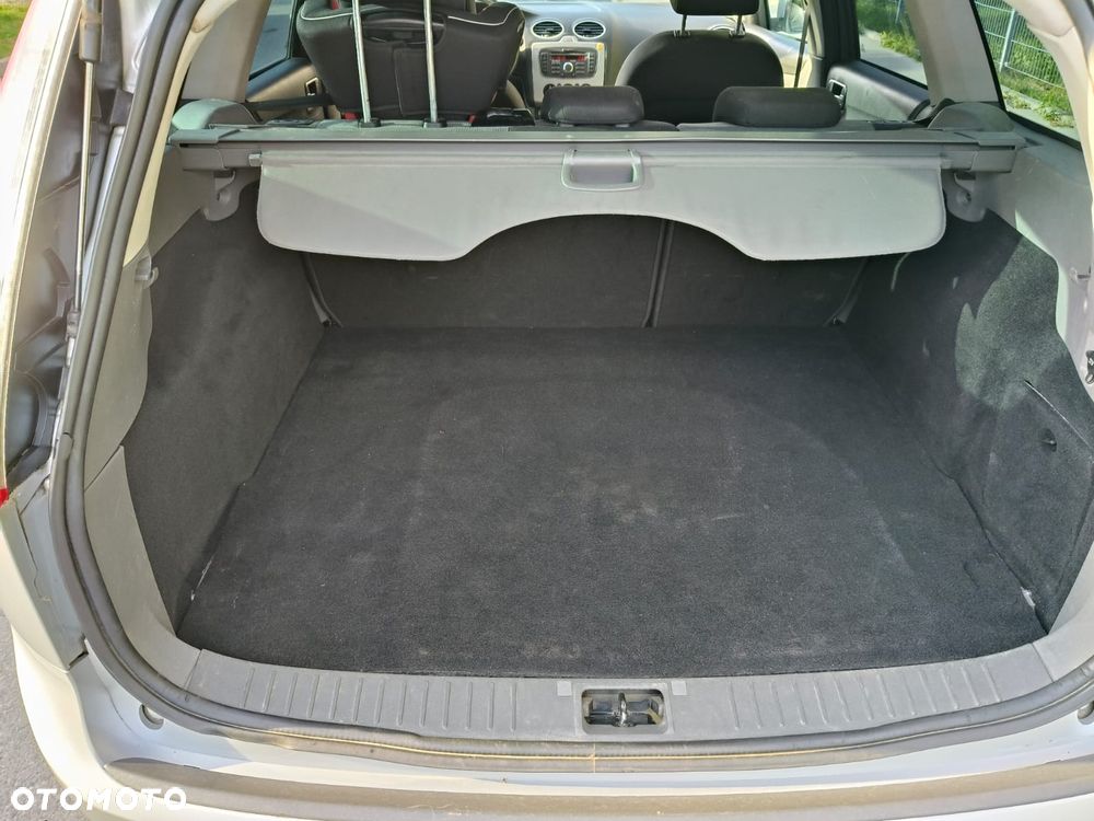 Ford Focus - 18