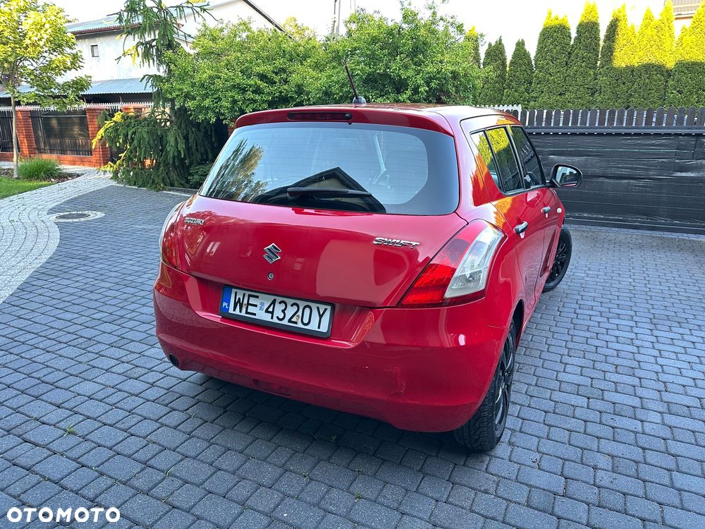 Suzuki Swift - 7