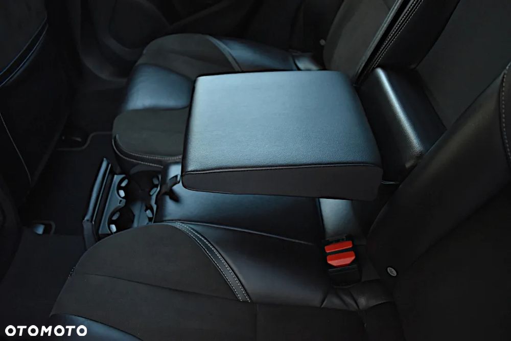Volvo V40 D2 RDesign - 24
