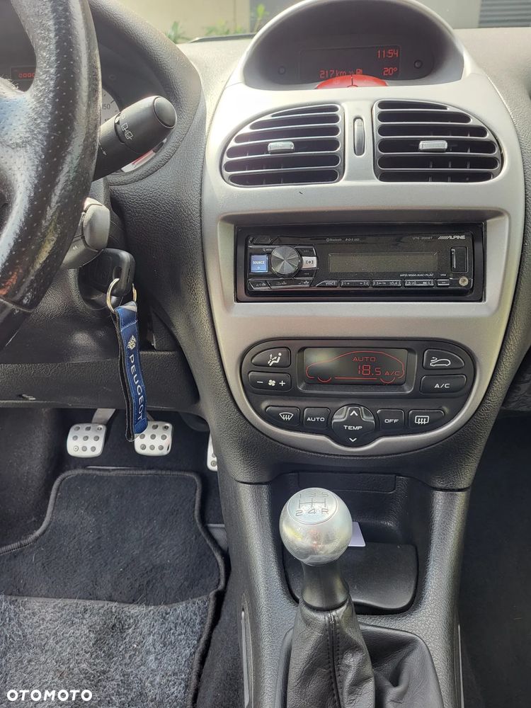 Peugeot 206 1.4 Trendy - 8