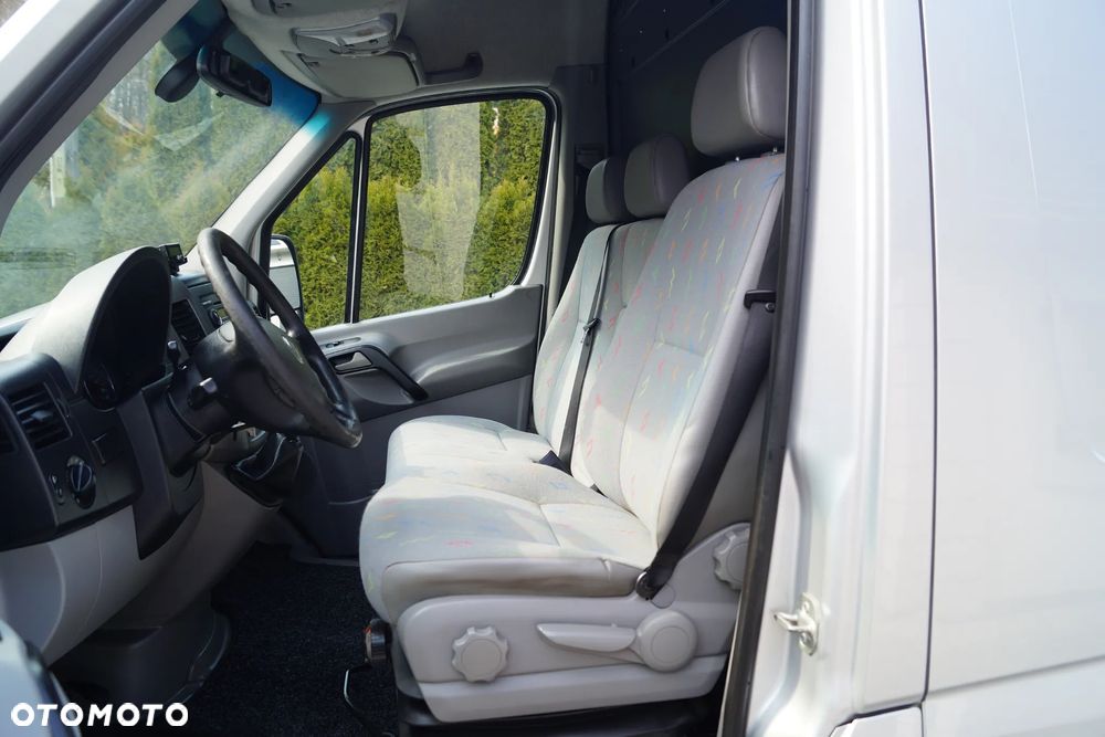 Volkswagen Crafter - 10