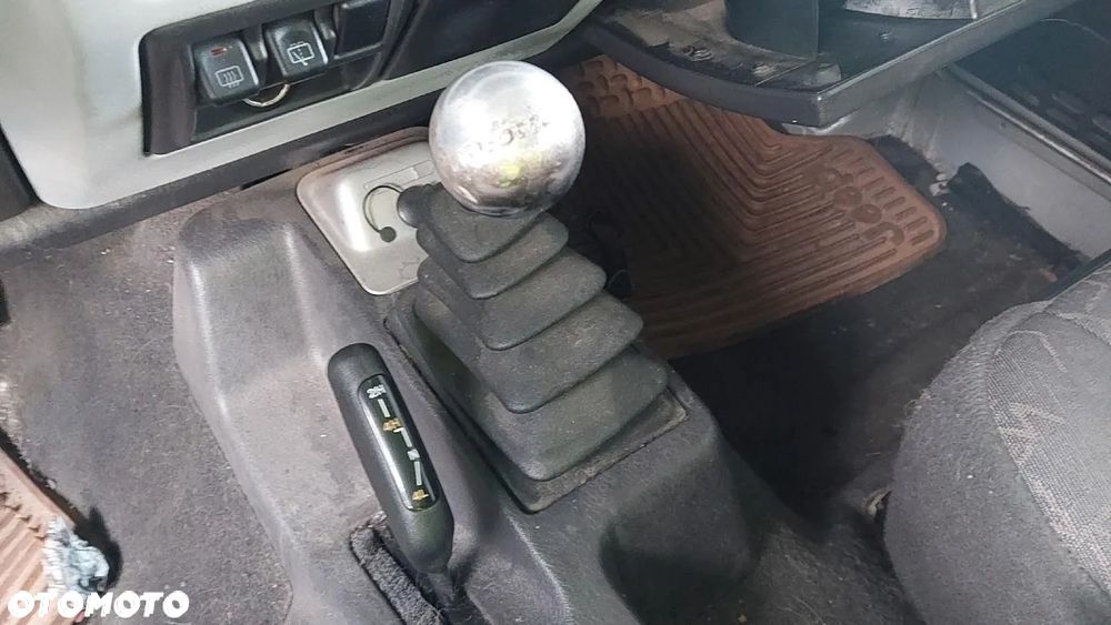 Jeep Wrangler - 8