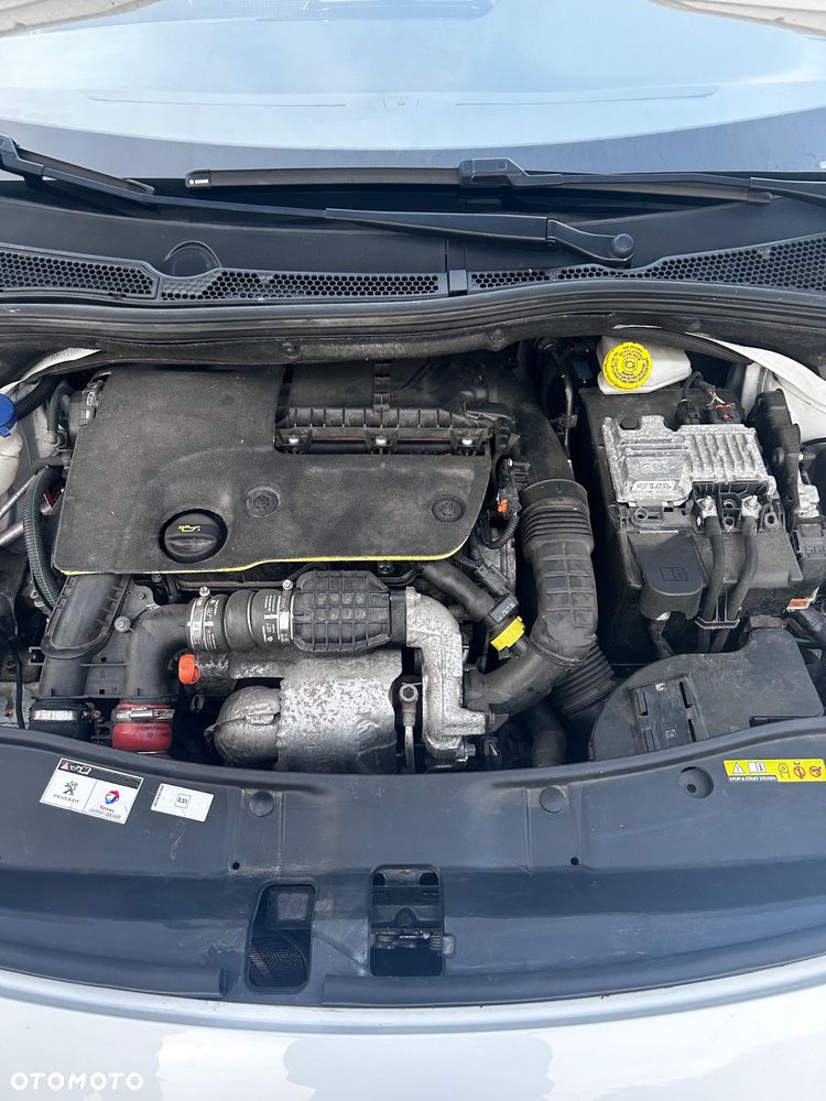 Peugeot 2008 Blue-HDi FAP 100 STOP & START Style - 31