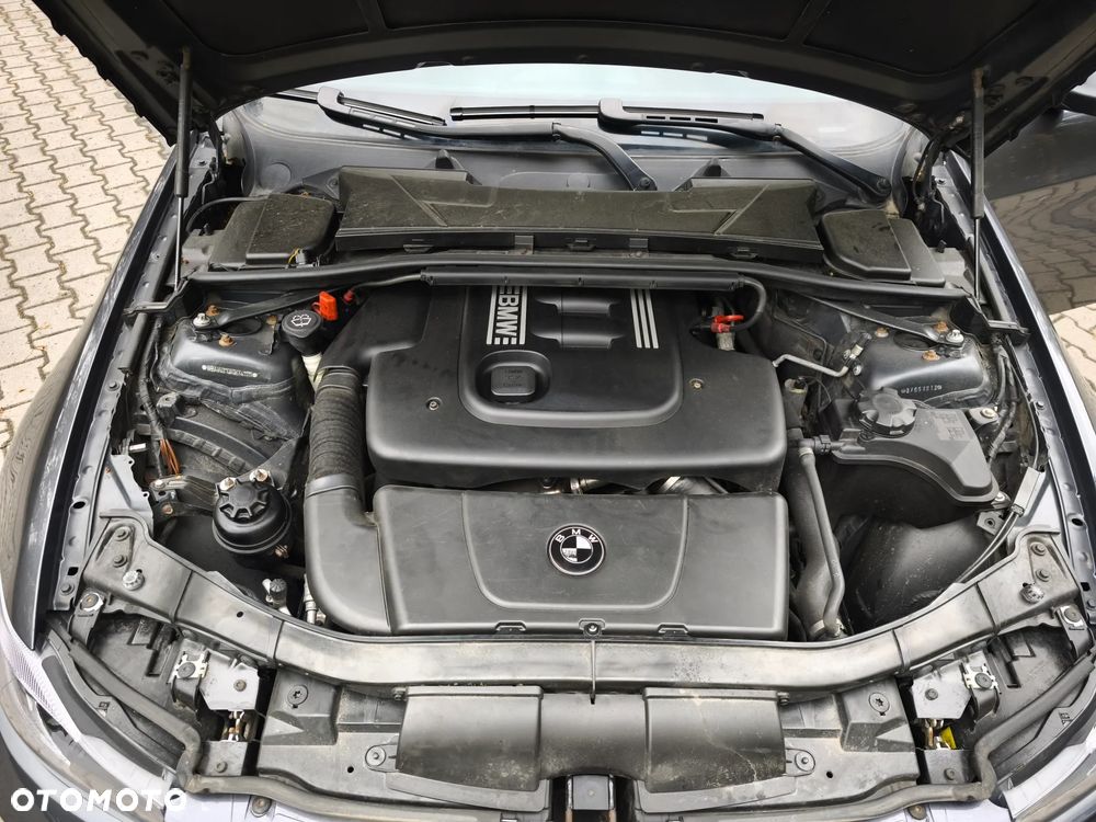 BMW Seria 3 320d - 39