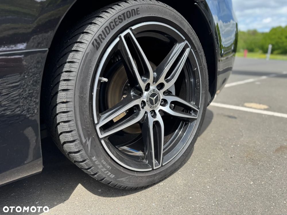 Mercedes-Benz Klasa E 220 d AMG - 28