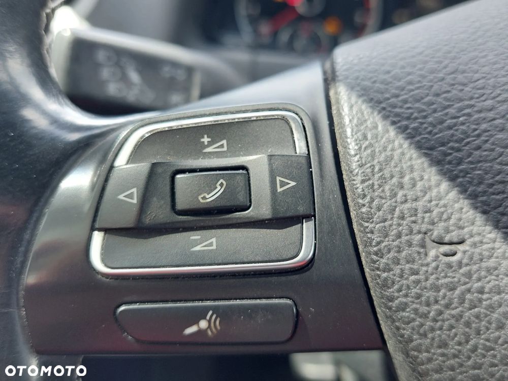 Volkswagen Tiguan 1.4 TSI BlueMotion Technology Lounge Sport & Style - 27