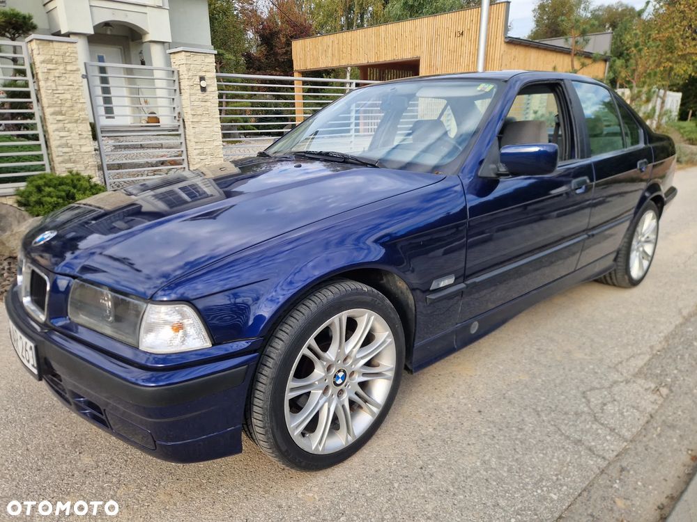 BMW Seria 3 318i - 20